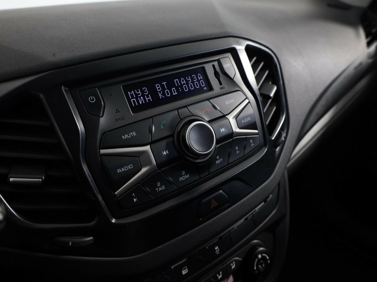 Купить Lada (ВАЗ) Vesta I, 2017, 180 226 км, фото №12