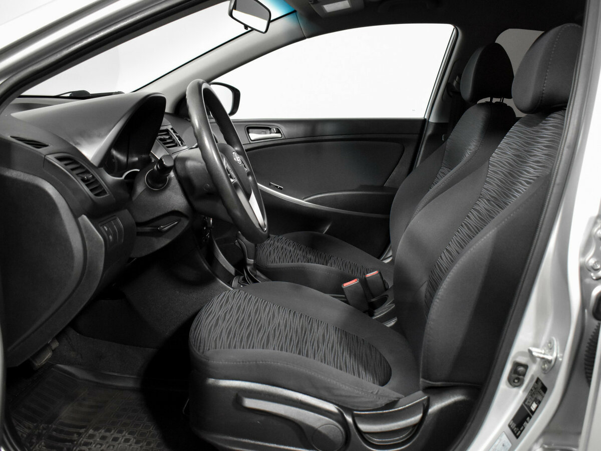 Купить Hyundai Solaris I Рестайлинг, 2015, 146 674 км, фото №10