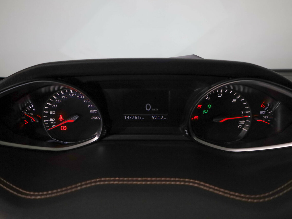 Купить Peugeot 308 II Рестайлинг, 2019, 147 759 км, фото №9